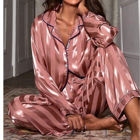 Cozy satin Striped Button Stretchy Waist PJs Pajama Set - Picture 2 of 5